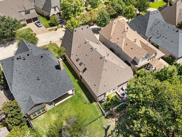 805 Creekview Lane, Colleyville, TX 76034