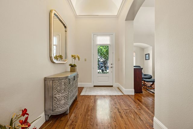 805 Creekview Lane, Colleyville, TX 76034