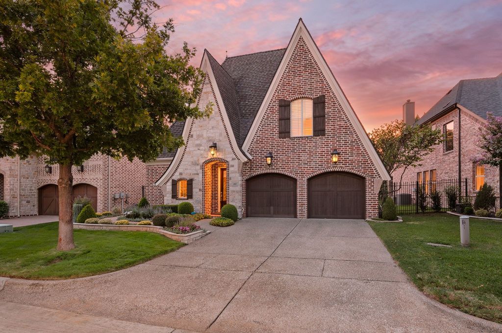 805 Creekview Lane, Colleyville, TX 76034