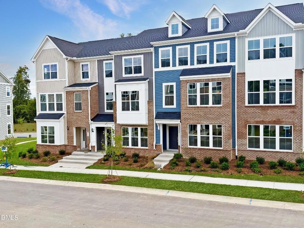 355 Chesapeake Commons Street 112, Garner, NC 27529