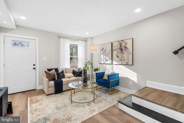 378 E ELM ST, Conshohocken, PA 19428