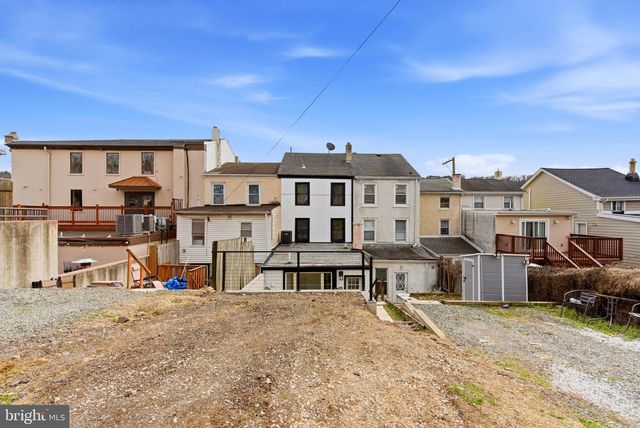 378 E ELM ST, Conshohocken, PA 19428