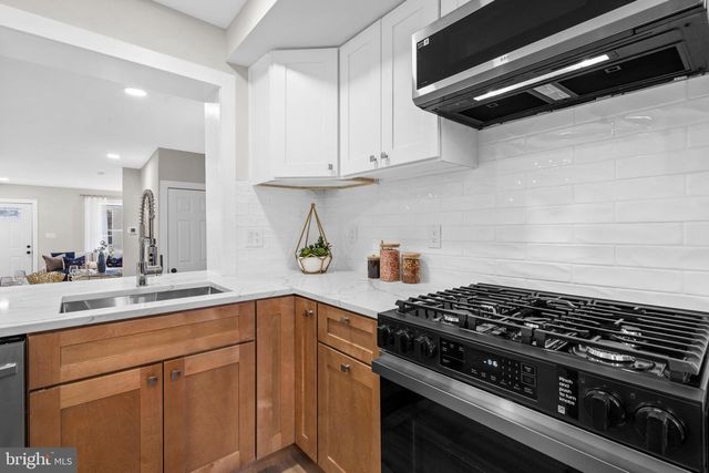 378 E ELM ST, Conshohocken, PA 19428