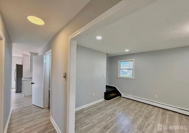 35 Fiat Avenue, Iselin, NJ 08830