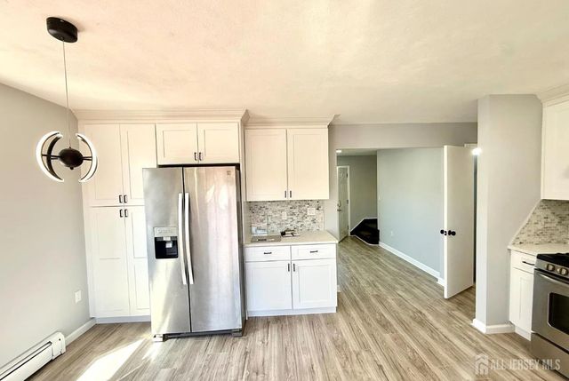 35 Fiat Avenue, Iselin, NJ 08830
