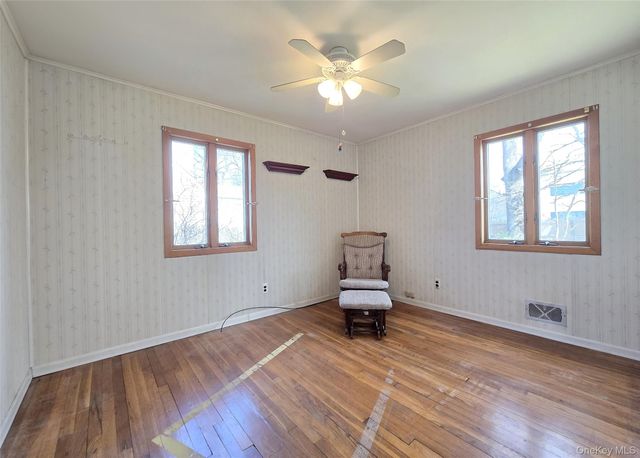 49 Lakewood Avenue, Ronkonkoma, NY 11779