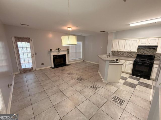 7082 Biltmore Trace, Lithonia, GA 30058