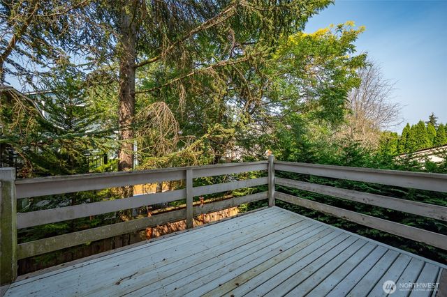 4407 30th Avenue W, Seattle, WA 98199