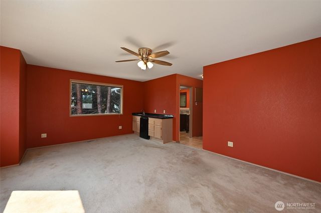 4407 30th Avenue W, Seattle, WA 98199