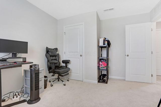 8521 Erie Loop, Canal Winchester, OH 43110