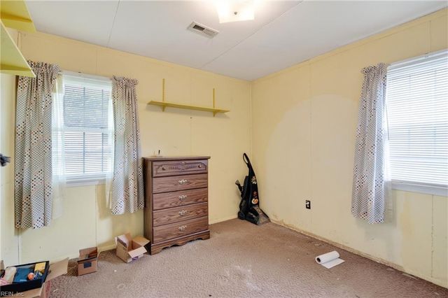 2010 Somerville DR, Hampton, VA 23663