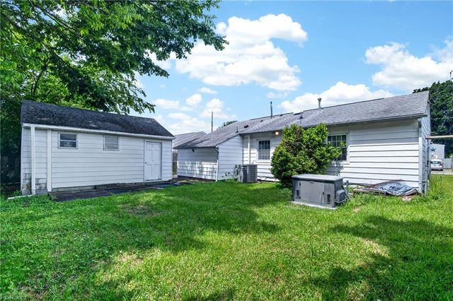 2010 Somerville DR, Hampton, VA 23663