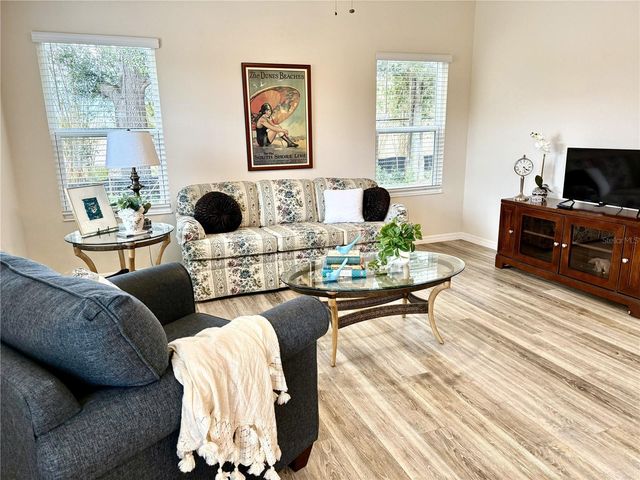 1751 W SCHWARTZ BOULEVARD, Lady Lake, FL 32159