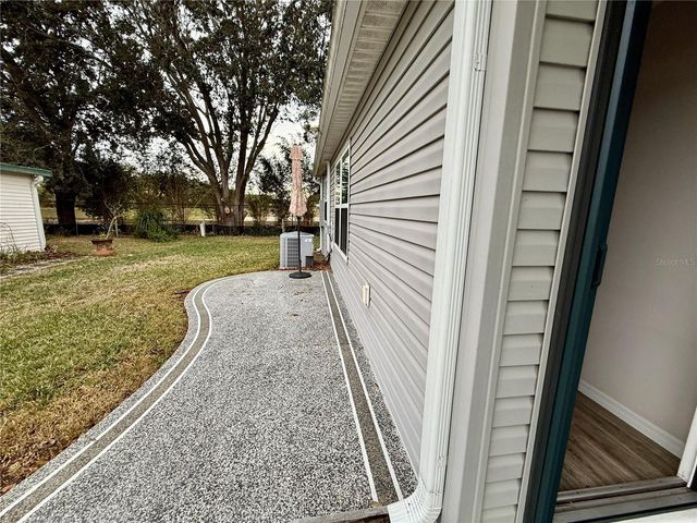 1751 W SCHWARTZ BOULEVARD, Lady Lake, FL 32159