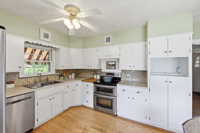 23 Blenheim Road, Columbus, OH 43214