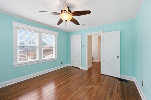 23 Blenheim Road, Columbus, OH 43214