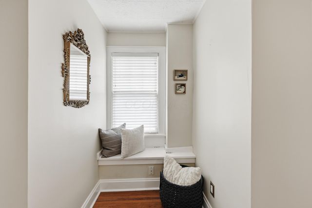23 Blenheim Road, Columbus, OH 43214