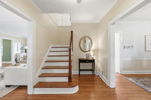 23 Blenheim Road, Columbus, OH 43214