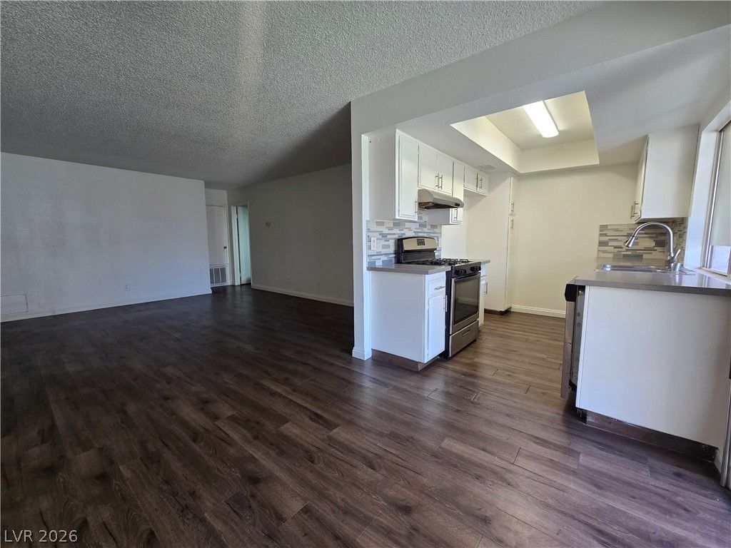 1405 Vegas Valley Drive 91, Las Vegas, NV 89169 — photo 2