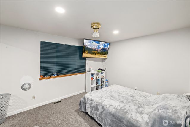 1729 149th Street Ct S, Spanaway, WA 98387