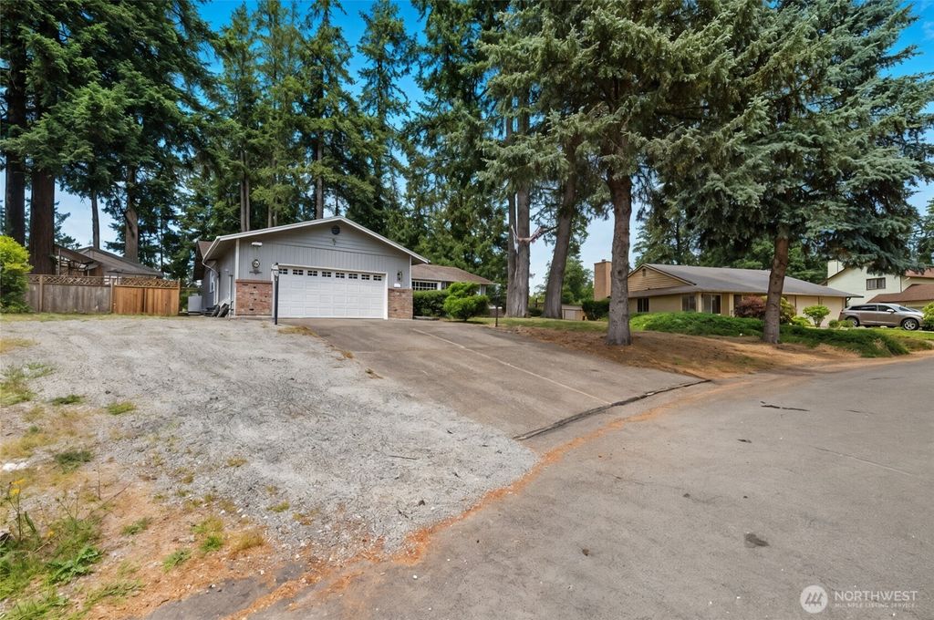 1729 149th Street Ct S, Spanaway, WA 98387