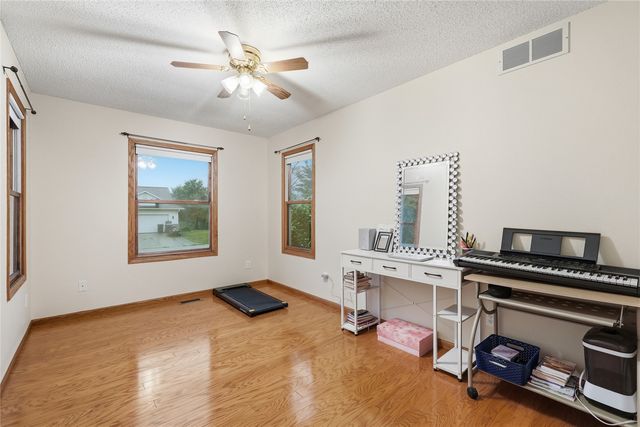 349 Aaron Court SW, Swisher, IA 52338