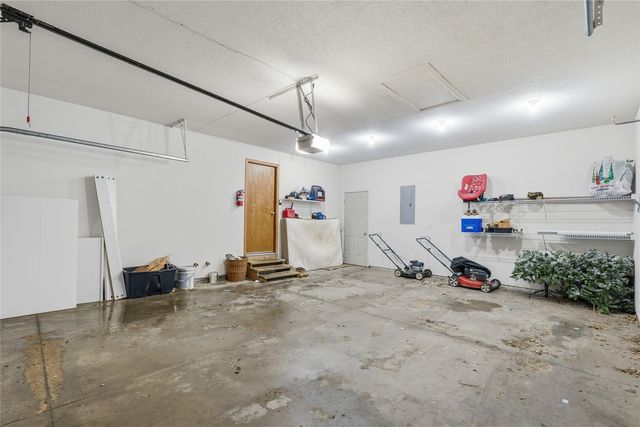 349 Aaron Court SW, Swisher, IA 52338