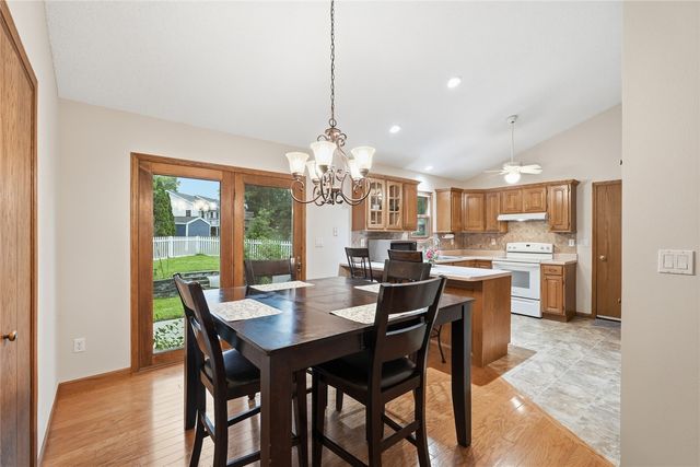 349 Aaron Court SW, Swisher, IA 52338