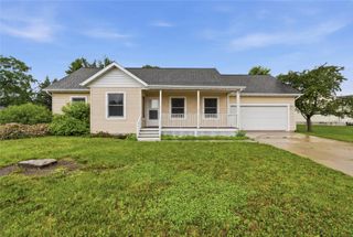 349 Aaron Court SW, Swisher, IA 52338