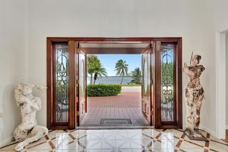 1141 Pine Point Road, Riviera Beach, FL 33404