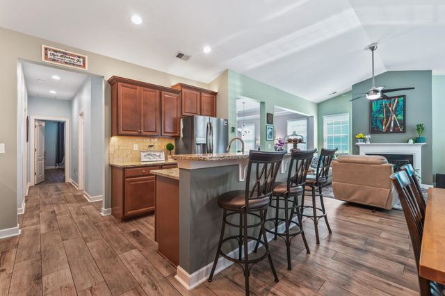 1977 Oxford St., Myrtle Beach, SC 29577