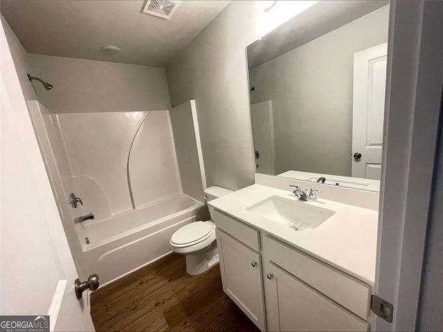 5333 Melbourne Lane, Flowery Branch, GA 30542