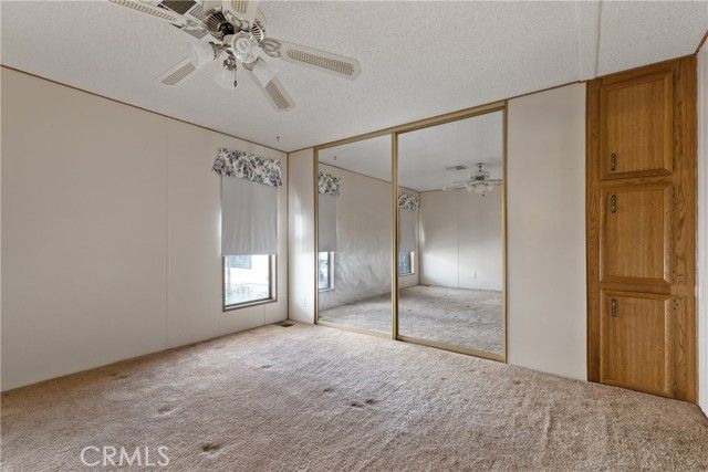 1300 W Menlo Avenue 215, Hemet, CA 92543