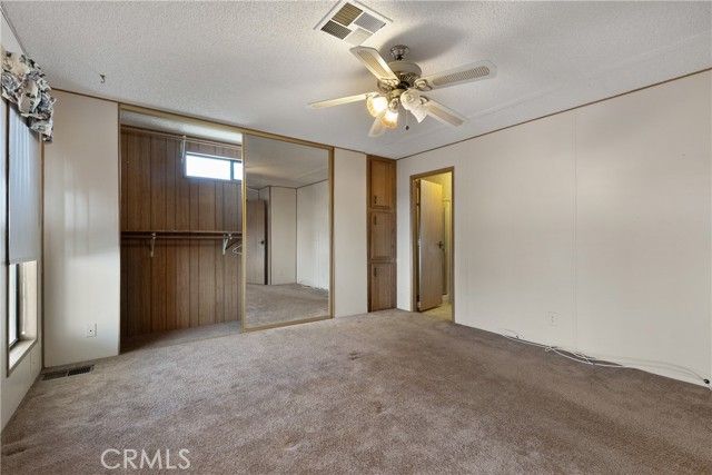 1300 W Menlo Avenue 215, Hemet, CA 92543