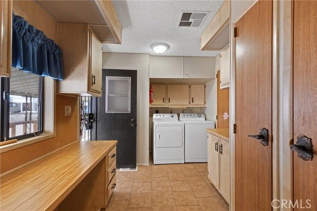 1300 W Menlo Avenue 215, Hemet, CA 92543