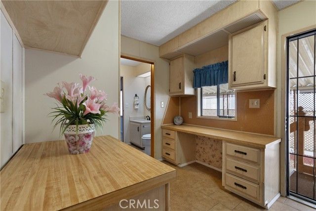 1300 W Menlo Avenue 215, Hemet, CA 92543