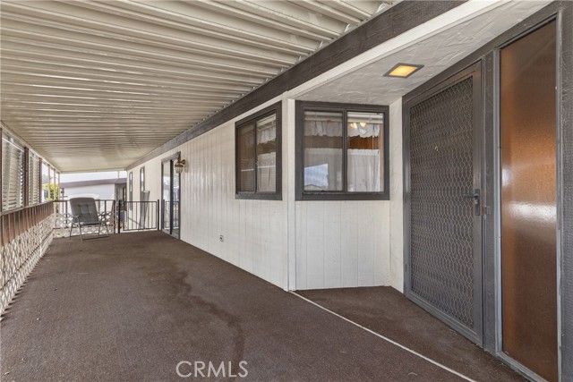 1300 W Menlo Avenue 215, Hemet, CA 92543