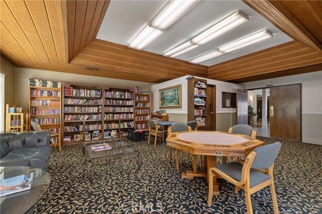 1300 W Menlo Avenue 215, Hemet, CA 92543