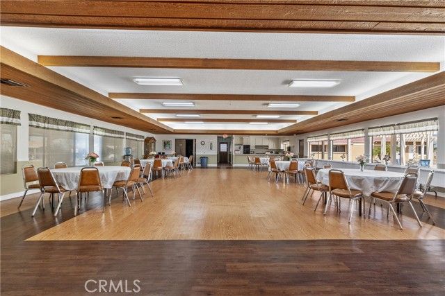 1300 W Menlo Avenue 215, Hemet, CA 92543