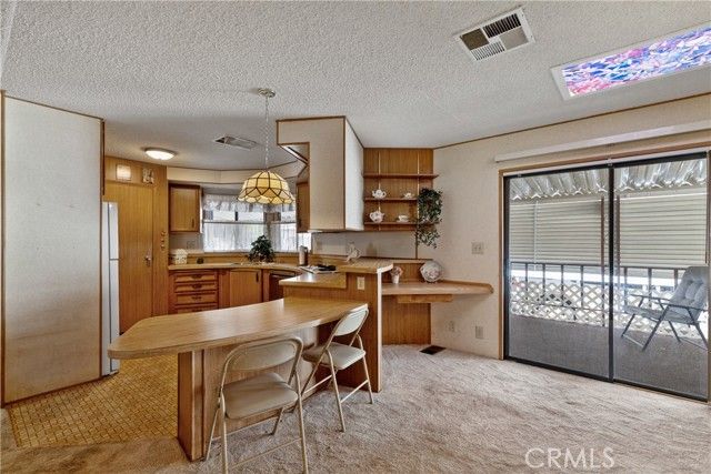 1300 W Menlo Avenue 215, Hemet, CA 92543