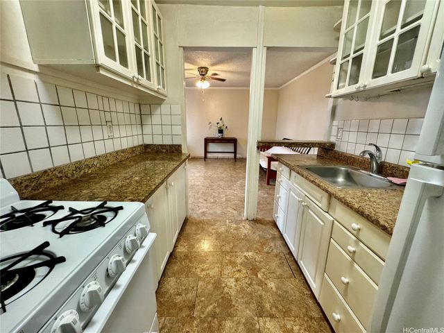 87-122 Helelua Street C201, Waianae, HI 96792