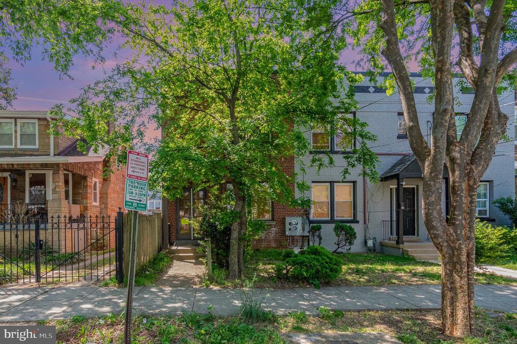 1435 S ST SE, Washington, DC 20020