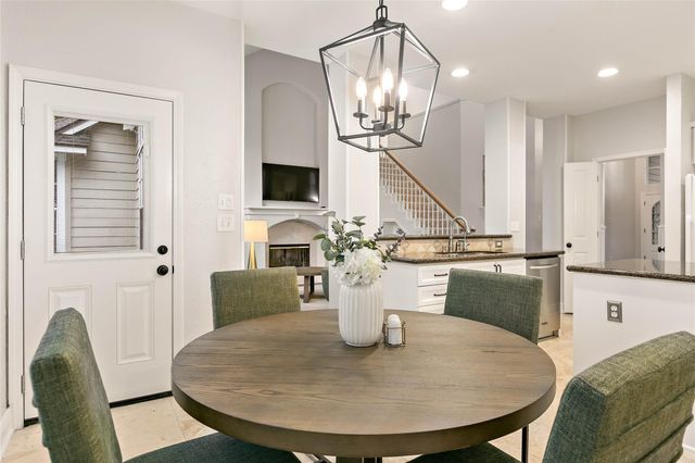 35 Larks Aire Place, The Woodlands, TX 77381