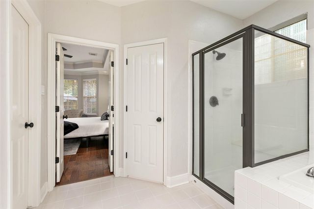 35 Larks Aire Place, The Woodlands, TX 77381