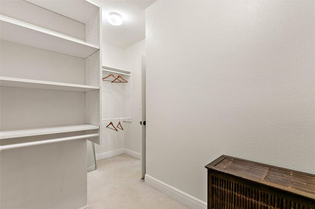 35 Larks Aire Place, The Woodlands, TX 77381