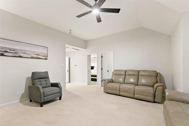 35 Larks Aire Place, The Woodlands, TX 77381