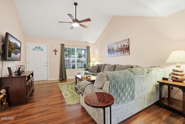 1523 Mayberry Lane, Sevierville, TN 37862
