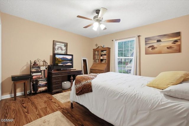 1523 Mayberry Lane, Sevierville, TN 37862