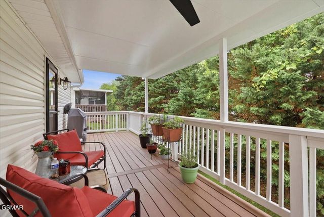 1523 Mayberry Lane, Sevierville, TN 37862