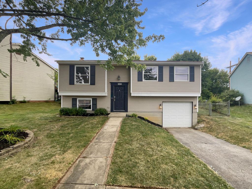2698 Moonlight Lane, Columbus, OH 43207
